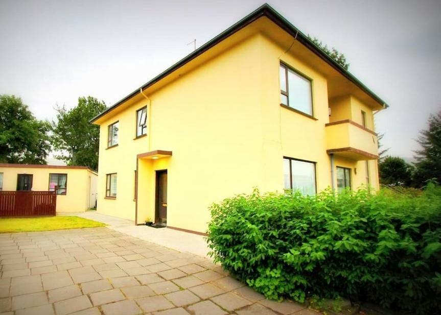 Akureyri Central Rooms Dış mekan fotoğraf